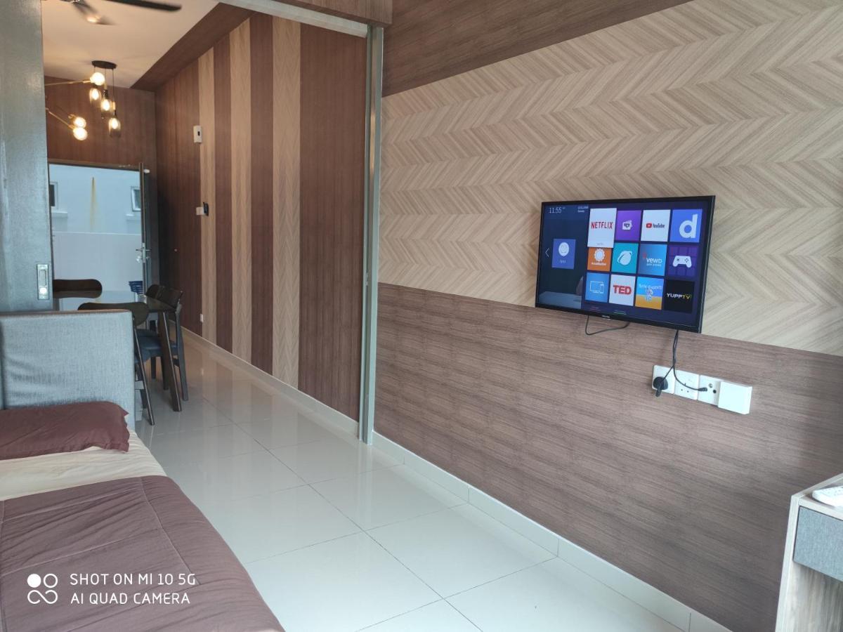 Bangi Gateway Service Apartment Kampong Sungai Ramal Dalam Exterior foto